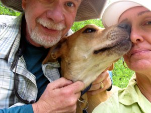 avalance-creek-hike-maddy-kisses-6_29_11008